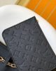 B2734904-A8C0-2462-1DC3-70DFDCCA3233.jpg Louis Vuitton Loop Hobo M46725