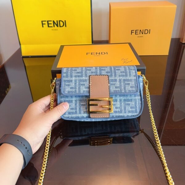 Fendi Baguette Mini