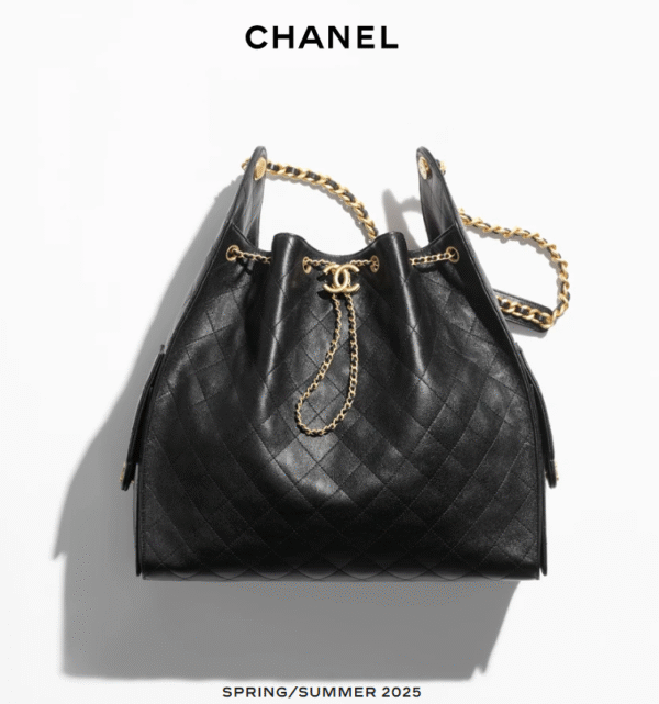 CHANEL 25 large bag(Black)