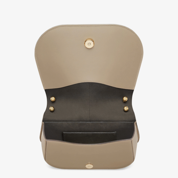 B4253E19-0A4A-6876-F146-DD7ED41F37A7.png Fendi C'mon Medium