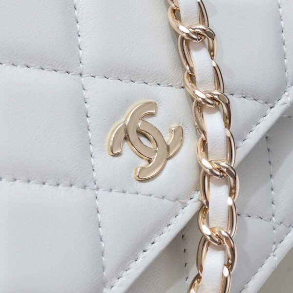 Chanel classic chain wallet