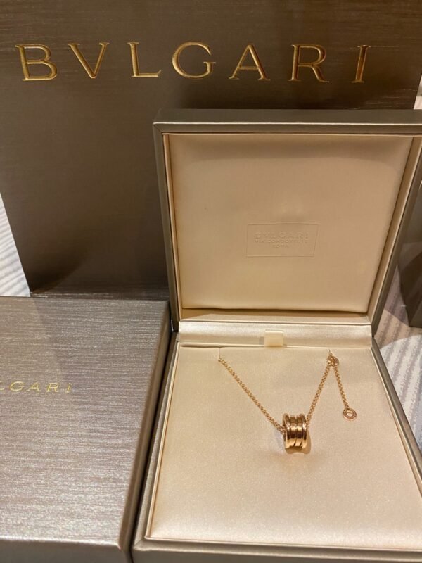 B5A8D19C-88CB-D887-E3F8-4A8444CFF1DC.jpg Bulgari B.Zero1 Necklace