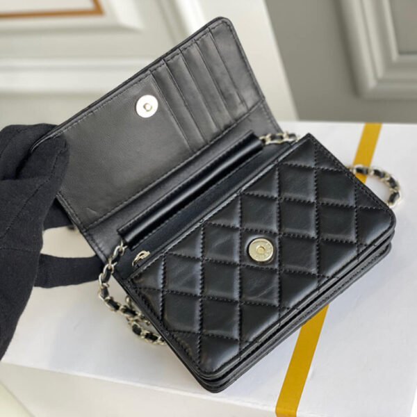 Chanel MINI Wallet On Chain
