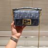 B99C5870-167E-0004-A777-5E02F1A40DE1.jpg Fendi Baguette Mini