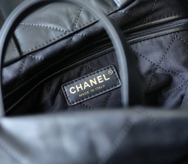 Chanel Large CHANEL 22 Backpack Black For Women, Women&rsquo;s Bags 19.9in/51cm AS3313 B08037 NH627