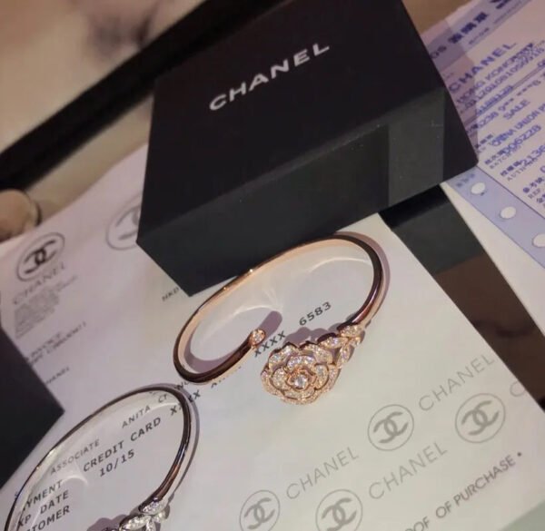 CC Bracelet 0017 - Golden