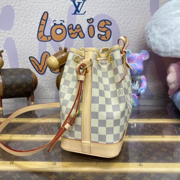 Louis Vuitton No&eacute; BB N40594