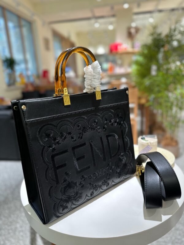 Fendi Sunshine Medium - Beige