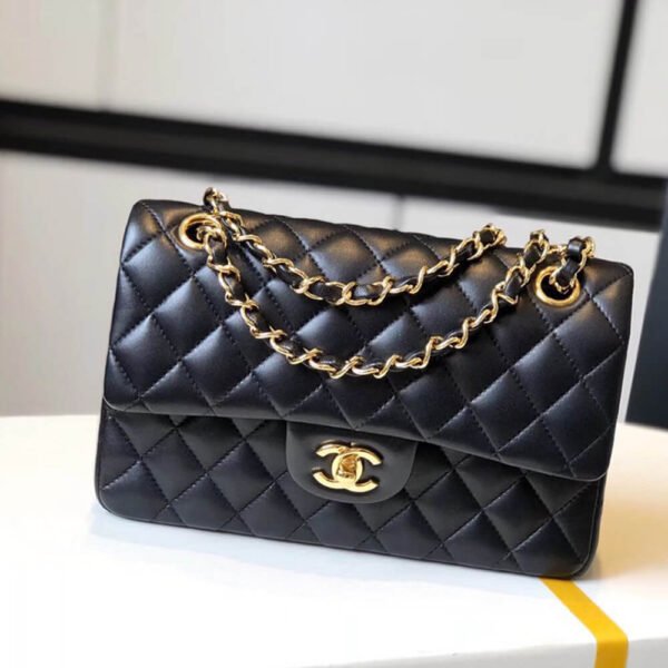 BE826A97-6D1D-50C2-983D-8539534CB470.jpg Chanel Small Classic Handbag Lambskin & Gold Metal A01113