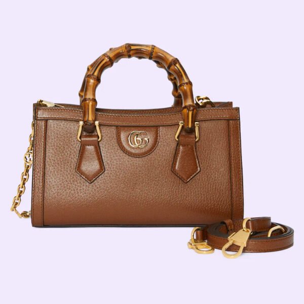 BFFAD66F-21CA-FE5F-F228-992D2A1DE981_265d24f0-cc88-4fa3-920d-5f534bab2b4e.jpg DIANA SMALL SHOULDER BAG