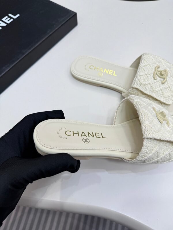 Chanel Women's Logo 25ss CC Sandal