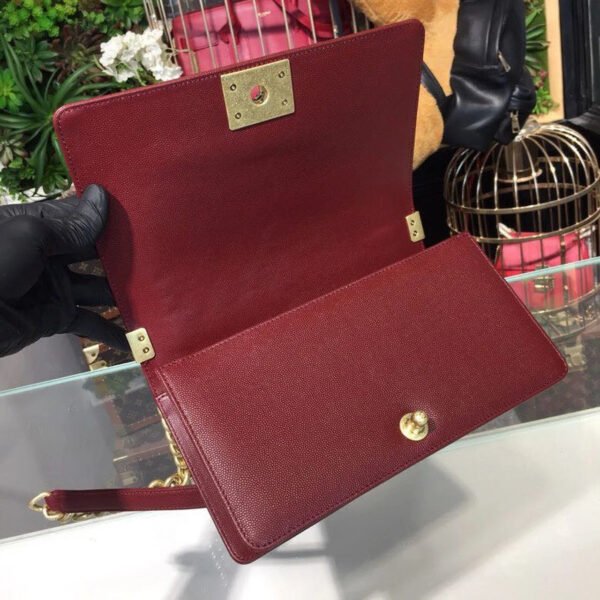 Chanel Boy Handbag Gold Toned Hardware Burgundy For Women, Women&rsquo;s Bags, Shoulder And Crossbody Bags 9.8in/25cm A67086