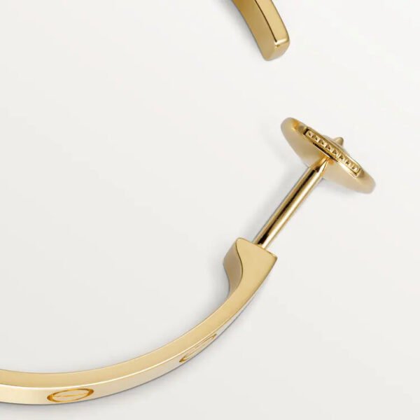 C1E718D7-B72C-7168-76A9-4921B4A8E2B5.jpg LOVE EARRINGS