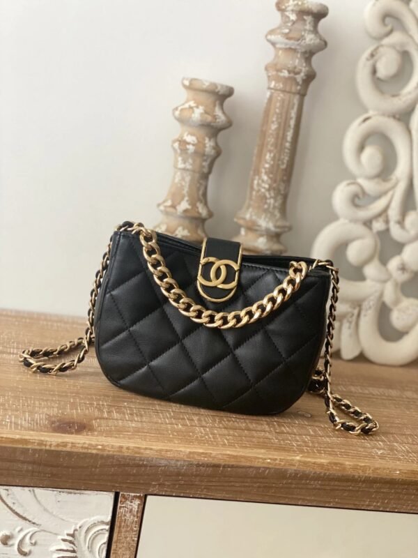 Chanel Small Hobo Bag Gold Hardware Black For Women, Women&rsquo;s Handbags, Shoulder Bags 7.5in/19cm