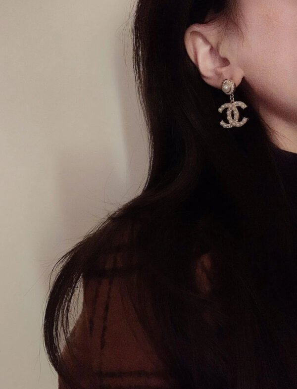 CC Earrings 0022