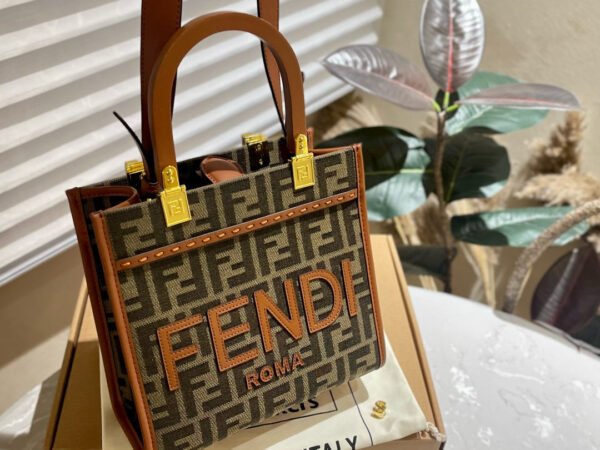 Fendi Sunshine Medium