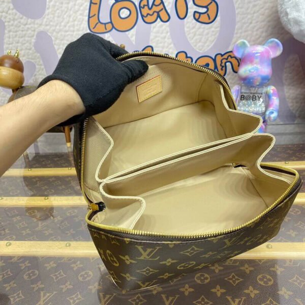 Louis Vuitton Toiletry Bag M11750
