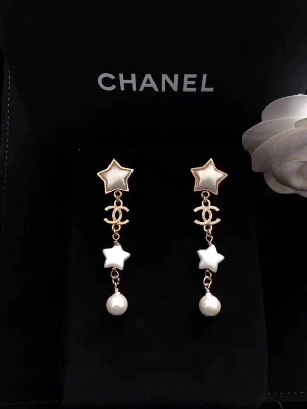 C3A947FB-B814-F0CE-C33B-AF507929D820.jpg jewelry56
