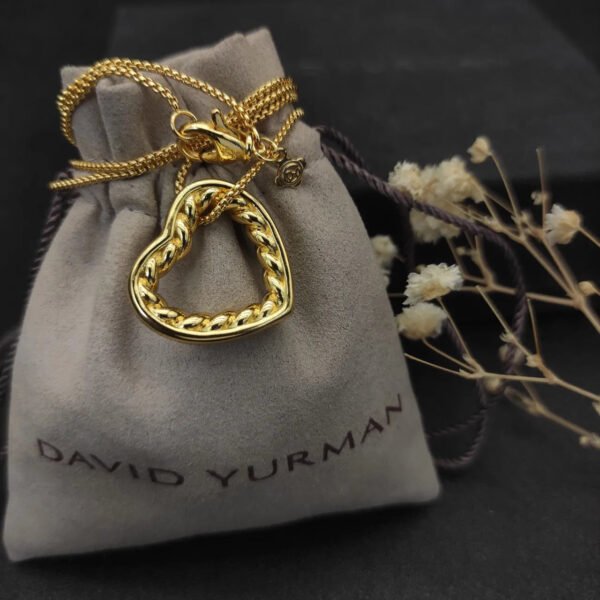 C4782461-708A-1A91-6108-E09688C85E8F.jpg David Yurman Open Heart Cable Pendant in Yellow Gold