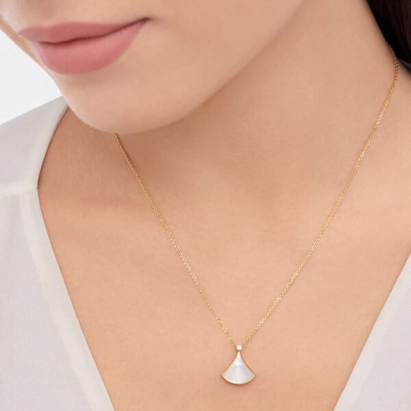 Divas Dream Necklace