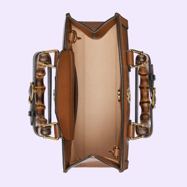 C6C63B73-66AB-33B3-81EC-3DC6002CEB3B_6f29ee81-61c1-4f4a-a2ac-5867a0c19b1b.jpg DIANA SMALL SHOULDER BAG