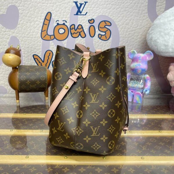 Louis Vuitton N&eacute;oNo&eacute; MM M44022