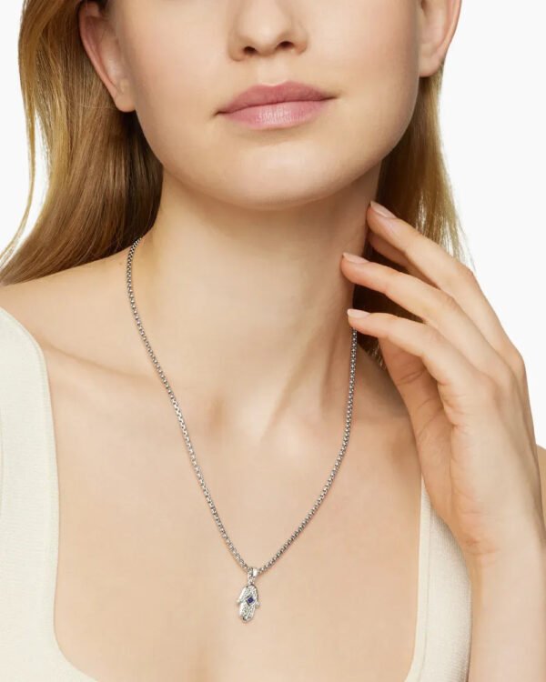 Hamsa Amulet 18K White Gold with Pav&eacute; Diamonds and Blue Sapphire, 24.6mm
