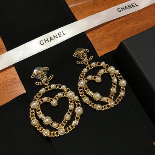 CB883329-AAE1-57A0-CAA1-933A4D1306F6.jpg jewelry57