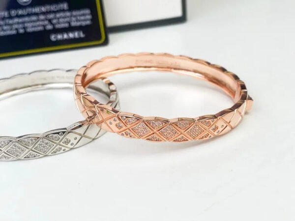 D0C5E224-12E2-EA88-E35D-E381AC556013.jpg CC Bracelet 0019 - Rose gold