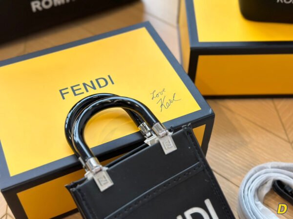 Fendi Mini Sunshine Shopper