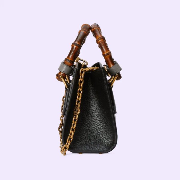 DIANA SMALL SHOULDER BAG