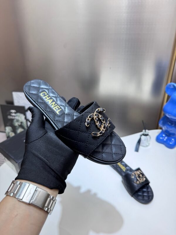 Chanel Women's Logo 25ss CC Sandal