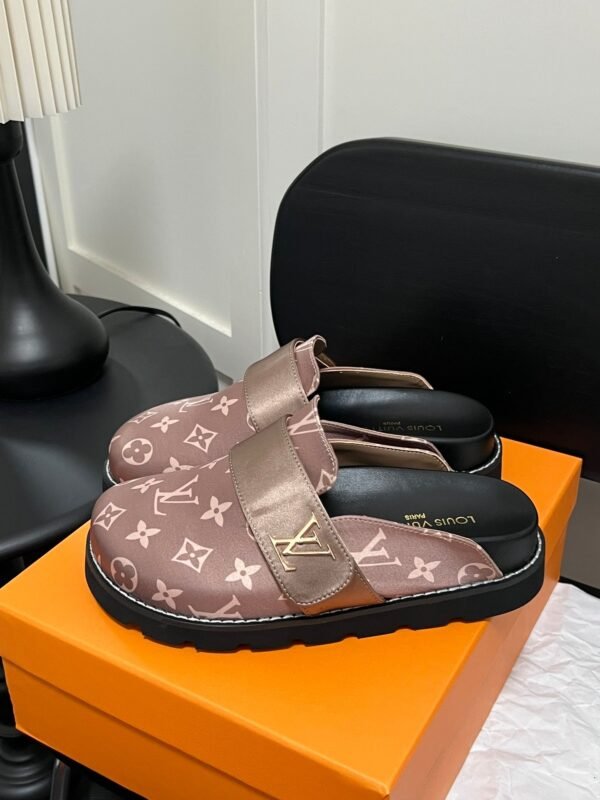 Louis Vuitton Women's Pool Pillow Comfort Sandal