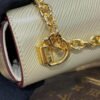 Louis Vuitton Twist MM M21112