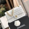 Chanel Classic Handbag Gold Toned Hardware WhiteFor Women, Women&rsquo;s Bags, Shoulder And Crossbody Bags 10.2in/26cm A01112