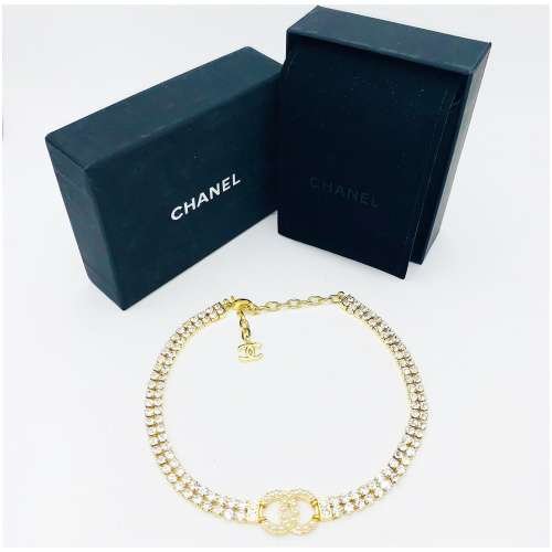 D87F11E0-29D1-F6E8-F293-C5B130CED901.jpg Authentic Heavy Gilt Necklace CC Logo set with Seed Pearls and Crystals