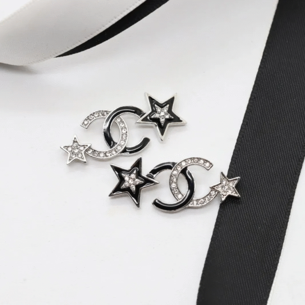 D97B38CB-35C1-EF9E-2828-CCBE6457958F.png CCE230 CC earring