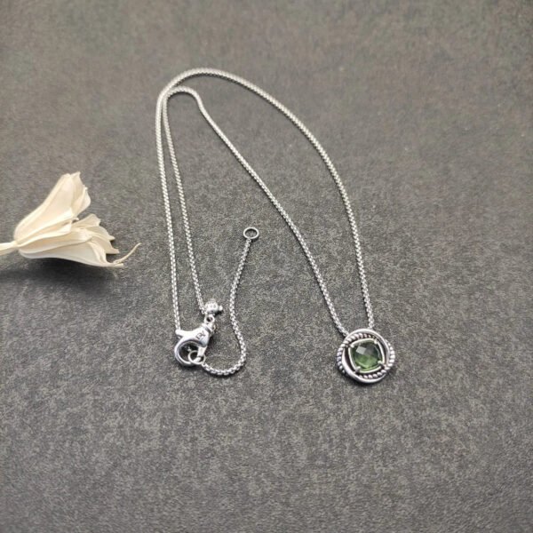 DB3B508B-7A1E-78B5-FD53-6A8030F53D5E.jpg Petite Chatelaine® Necklace Sterling Silver with Peridot, 10mm