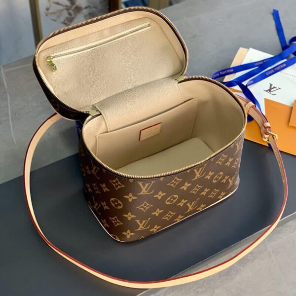 Louis Vuitton Monogram Canvas Nice BB M42265