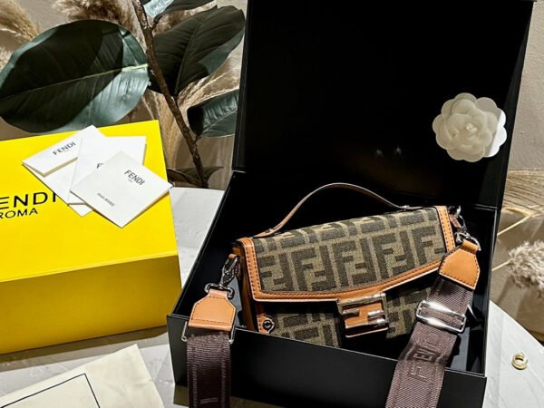Fendi Baguette Sofe Trunk - Yellow