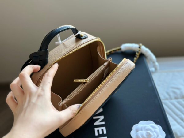 DC36BC22-0BD9-062C-B2EE-0492507277AD.jpg CHANEL Grained Calfskin CC Filigree Vanity Clutch With Chain