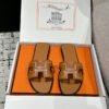 DC5B4EE6-6FFD-5B53-FC28-0E6CBD36E71F.jpg Hermes Women's Oran Sandal