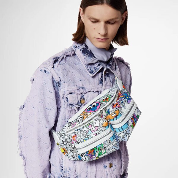 DE895FD6-7614-4A28-976B-F3D7A4873AAB.jpg Bumbag Multipocket M21853