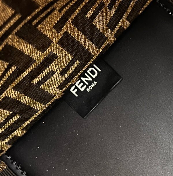 DF2F2EC6-1274-5455-FAB9-604659869CD3.jpg Fendi Sunshine Shopper Meduim Bag