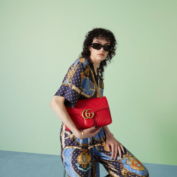 E1F2C187-3066-386F-7B7A-C0D13D98AD1B.jpg MARMONT MEDIUM SHOULDER BAG