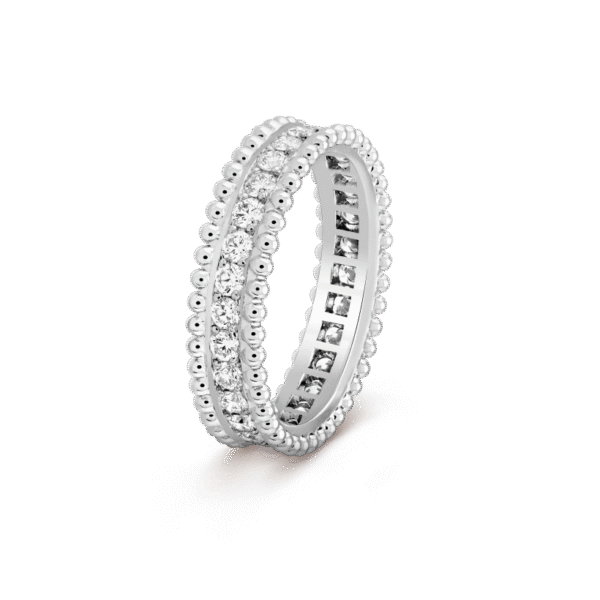 Estelle wedding band