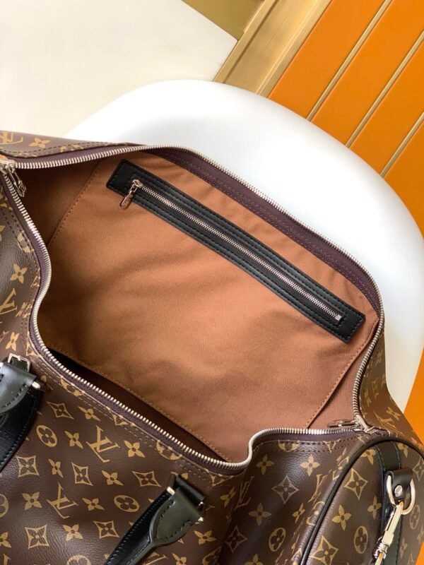 E56802D7-07E8-39A4-A4DF-A350AFDB3C33.jpg Louis Vuitton Keepall Bandouliere 55 M56714