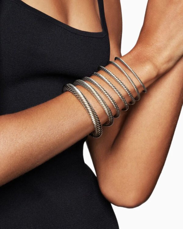 Classic Cable Heart Station Bracelet Sterling Silver with Pave Diamonds, 3mm - 17cm