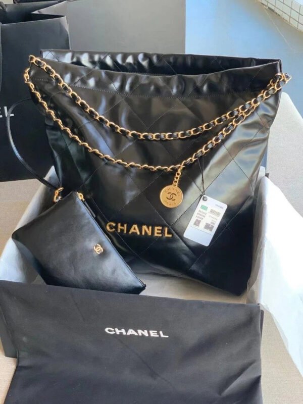 E73B0853-4B79-F3E0-BEBE-4E9B1E9E3CC3.jpg Chanel 22 Handbag Black For Women 16.4in/42cm AS3261 B08872 94305