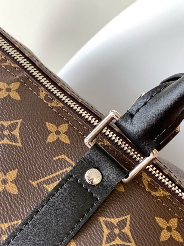 E8ED95EE-548D-2B16-A19E-526C64E2D002.jpg Louis Vuitton Keepall Bandouliere 55 M56714